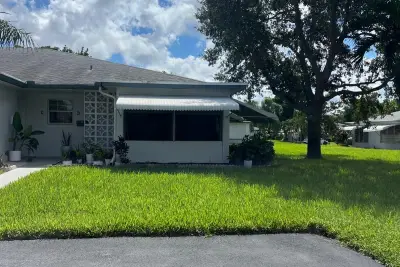 1070 North Dr #D, Delray Beach: photo 1 of 7