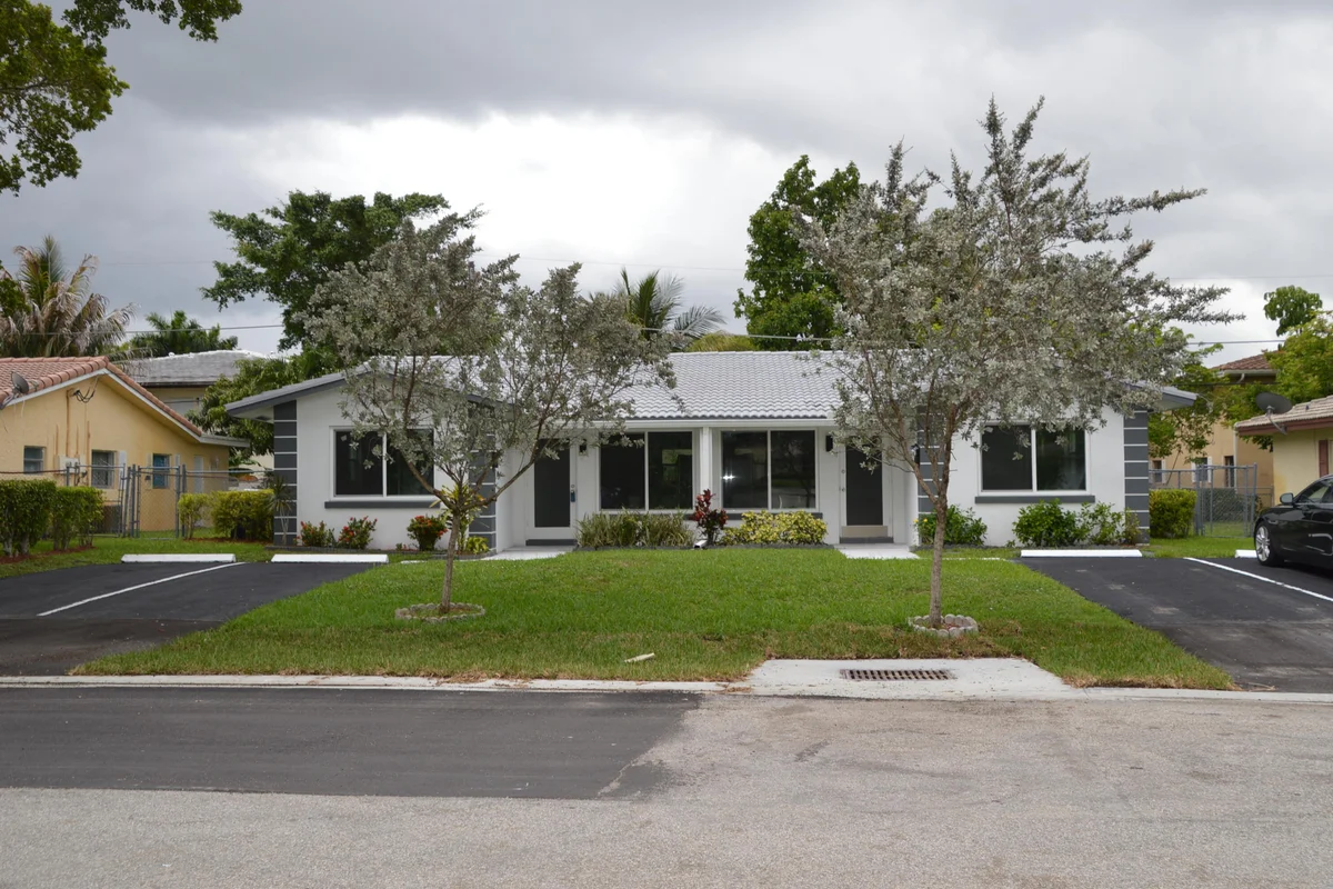 7900 NW 37th Dr #2, Coral Springs: photo 1 of 15