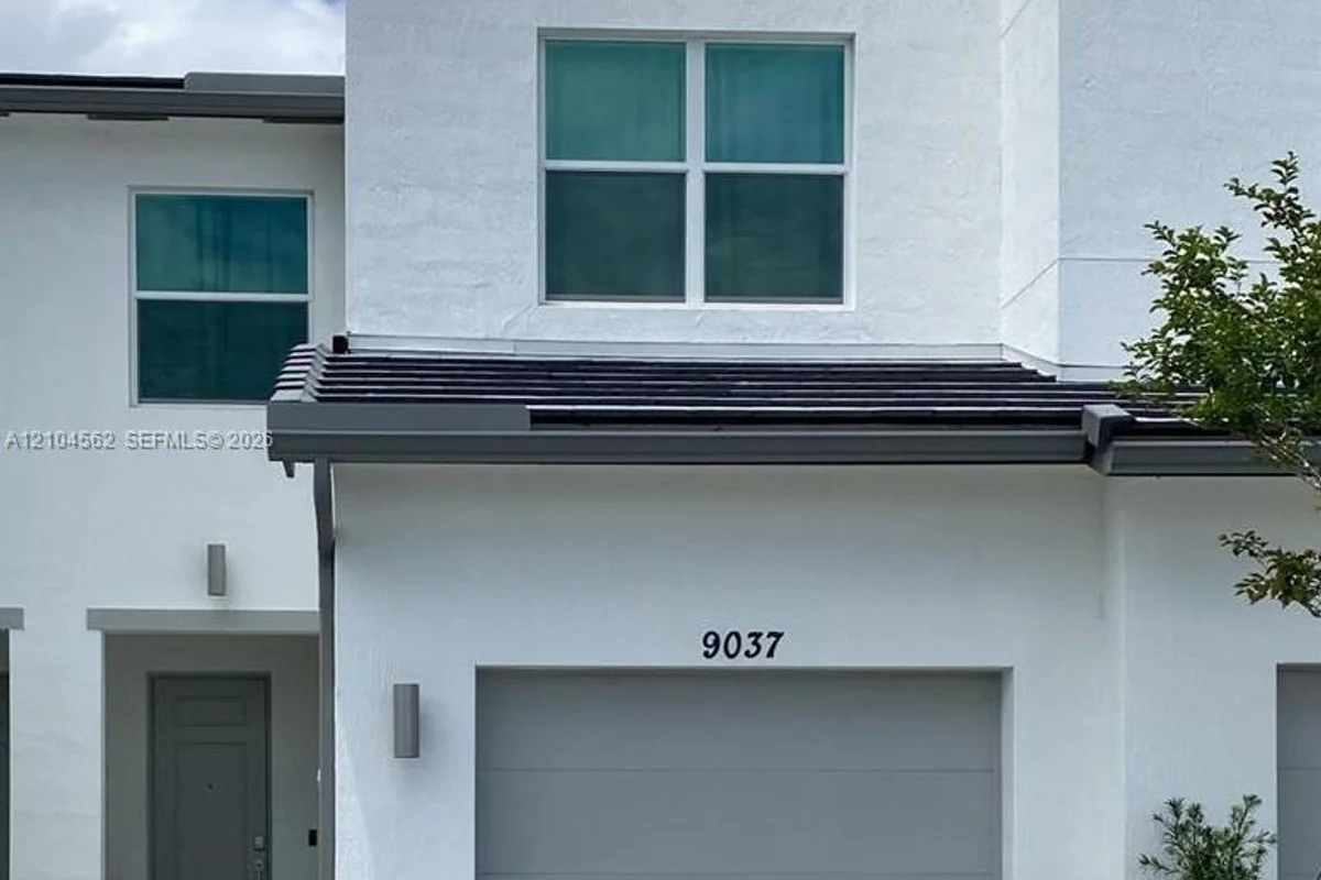 9037 Zevon Ct, Lake Worth: photo 1 of 20