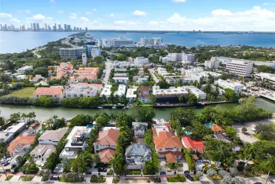 3746 Chase Ave, Miami Beach: photo 1 of 4