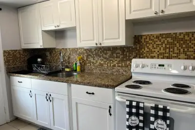 2285 NE 172nd St #13, North Miami Beach: photo 1 of 22
