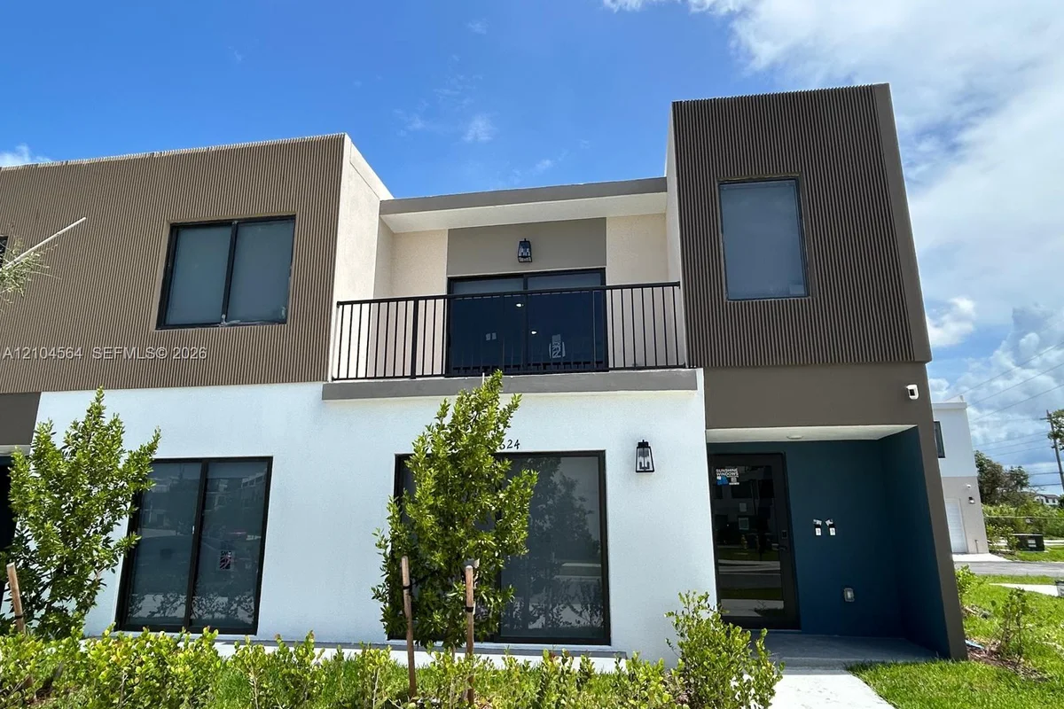 14624 SW 261st Ter #2, Homestead: photo 1 of 22
