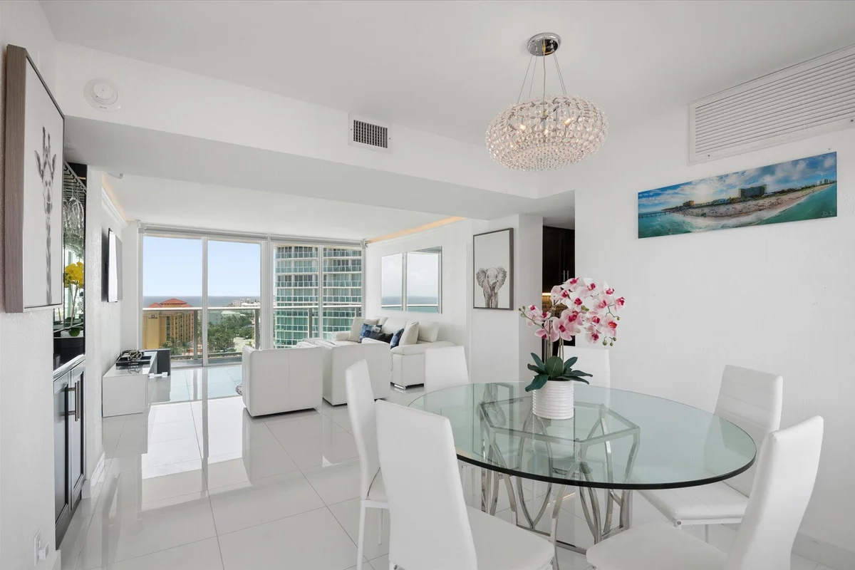 333 NE 21st Ave #1520, Deerfield Beach: photo 1 of 25