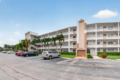 4071 Cornwall D, Boca Raton: photo 1 of 86