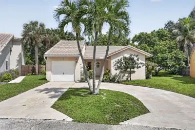 6181 Country Fair Cir, Boynton Beach: photo 1 of 57