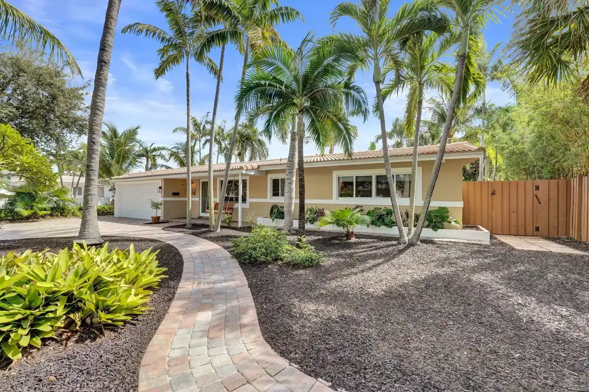 5404 NE 22nd Ave, Fort Lauderdale: photo 1 of 34