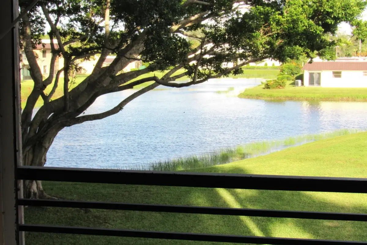 140 Lake Nancy Ln #216, West Palm Beach: photo 1 of 46