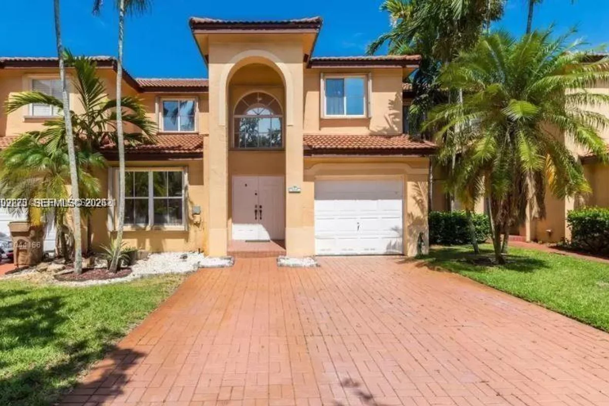 210 Mahogany Ter, Davie: photo 1 of 41