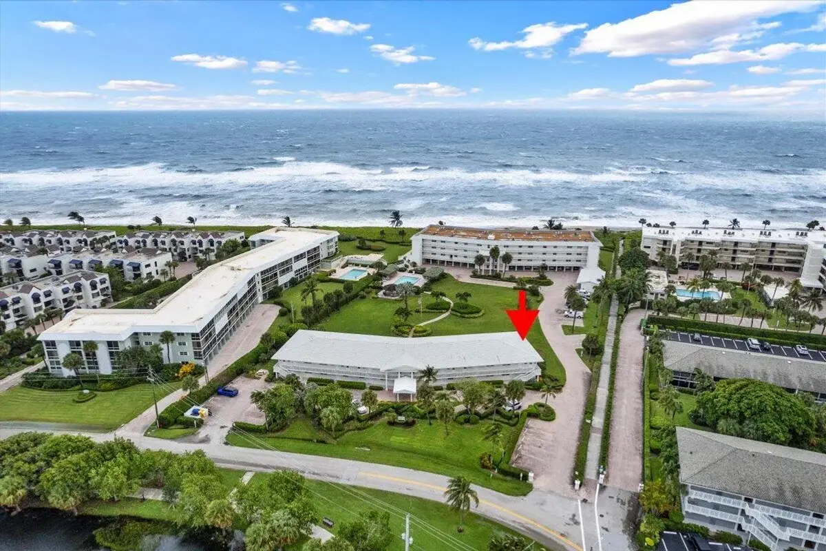 80 Celestial Way #113, Juno Beach: photo 1 of 11