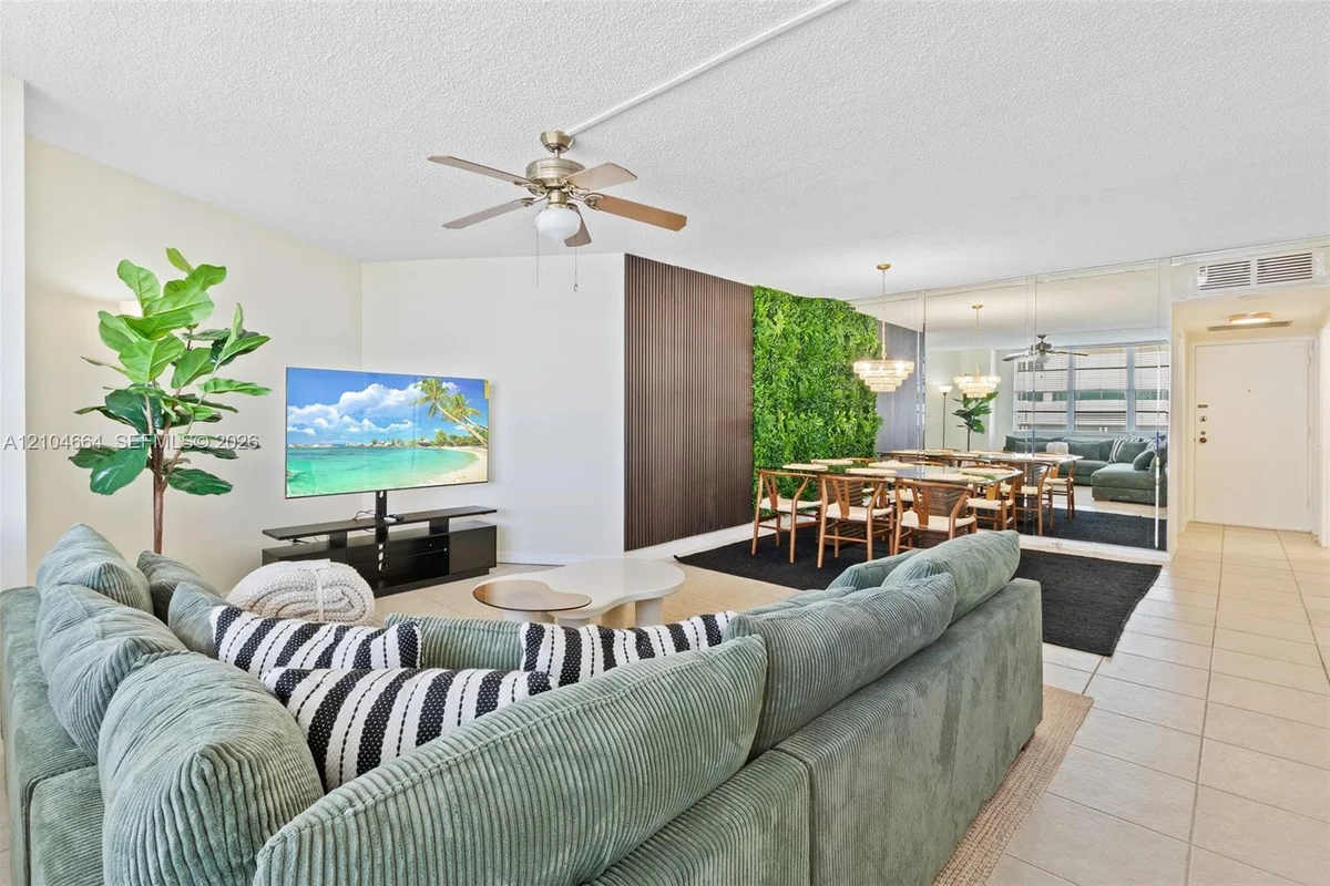 3725 S Ocean Dr #921, Hollywood: photo 1 of 25
