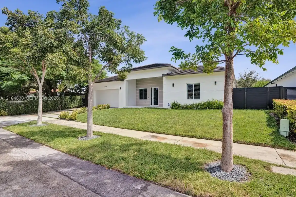 21329 Ingraham Ave Rd, Cutler Bay: photo 1 of 1