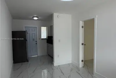2162 NW 23rd Ave #2, Miami: photo 1 of 13