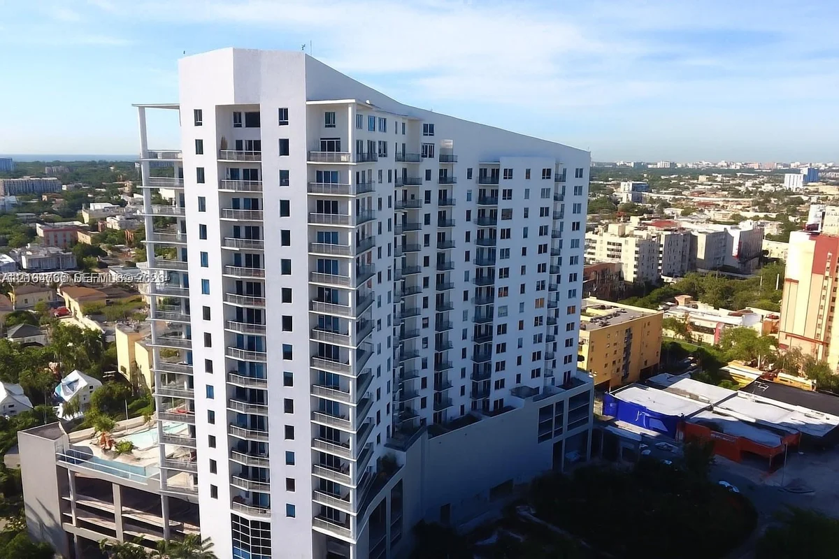 10 S River Dr #1202, Miami: photo 1 of 34
