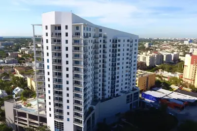 10 S River Dr #1202, Miami: photo 1 of 34