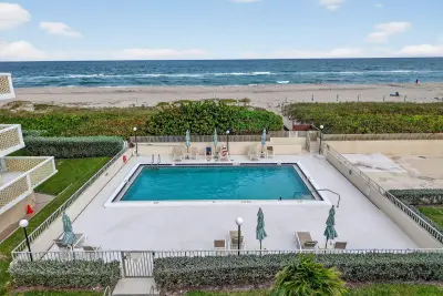 2565 S Ocean Blvd #3140, Palm Beach: photo 1 of 7