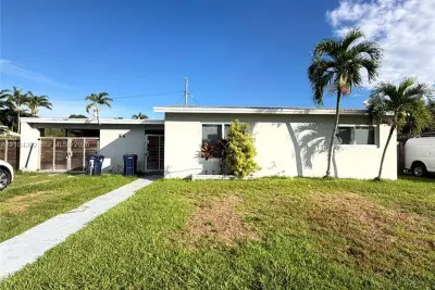 9981 Jamaica Dr, Cutler Bay: photo 1 of 16