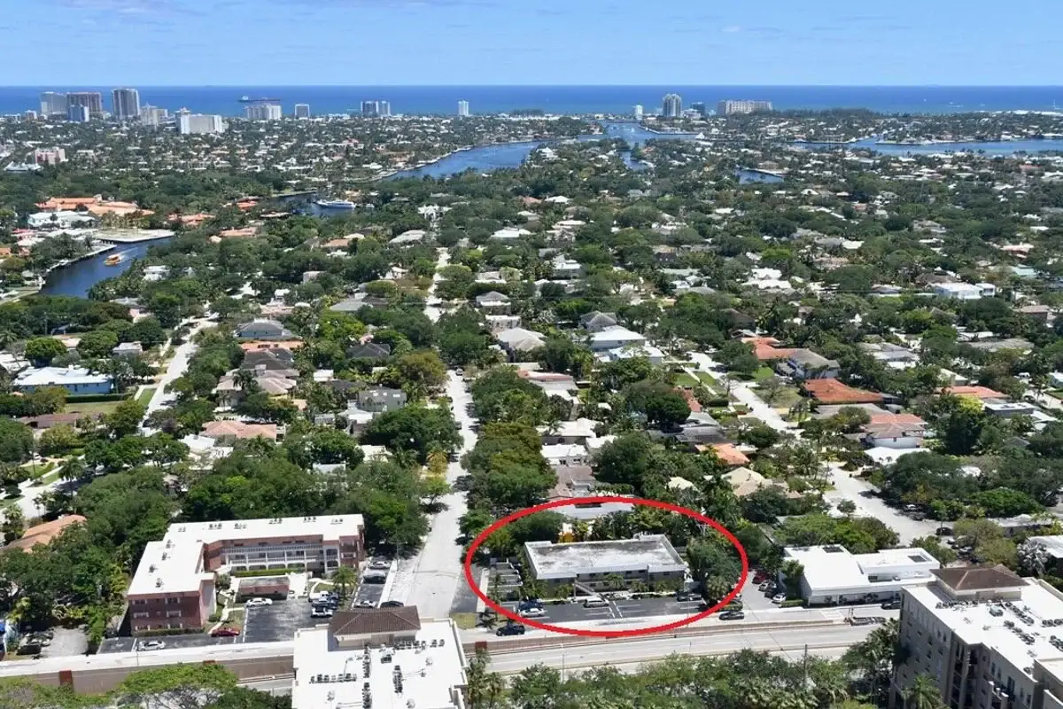 530 S Federal Hwy #3, Fort Lauderdale: photo 1 of 10
