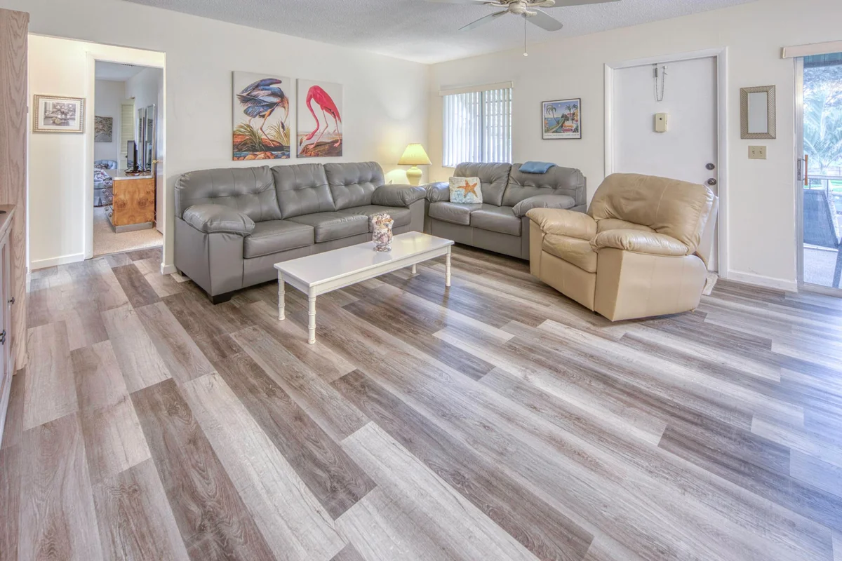 3526 La Palmas Ct #D-2, Lake Worth: photo 1 of 21