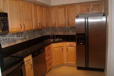 3129 Oakland Shores Dr #A104, Oakland Park: photo 1 of 10