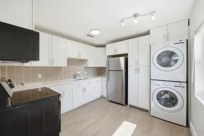 351 Wickline Blvd, Lantana: photo 1 of 29