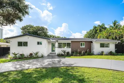 3444 Pierce St, Hollywood: photo 1 of 28