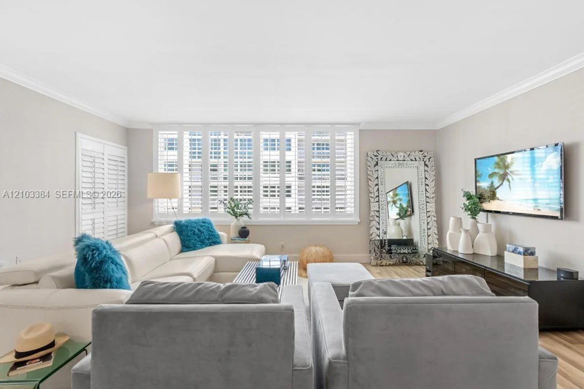 5401 Collins Ave #343, Miami Beach: photo 1 of 26