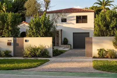 3426 Prairie Ave, Miami Beach: photo 1 of 49