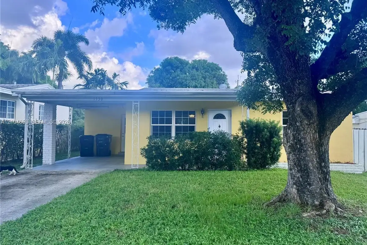 1530 N 17th Ave N, Lake Worth: photo 1 of 39