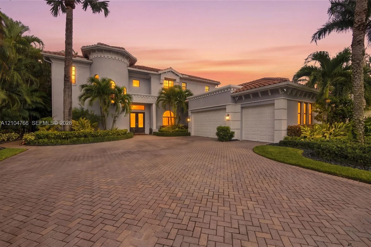 5123 Isabella Dr, Palm Beach Gardens: photo 1 of 49