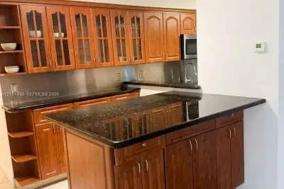 5055 NW 7th St #206, Miami: photo 1 of 17