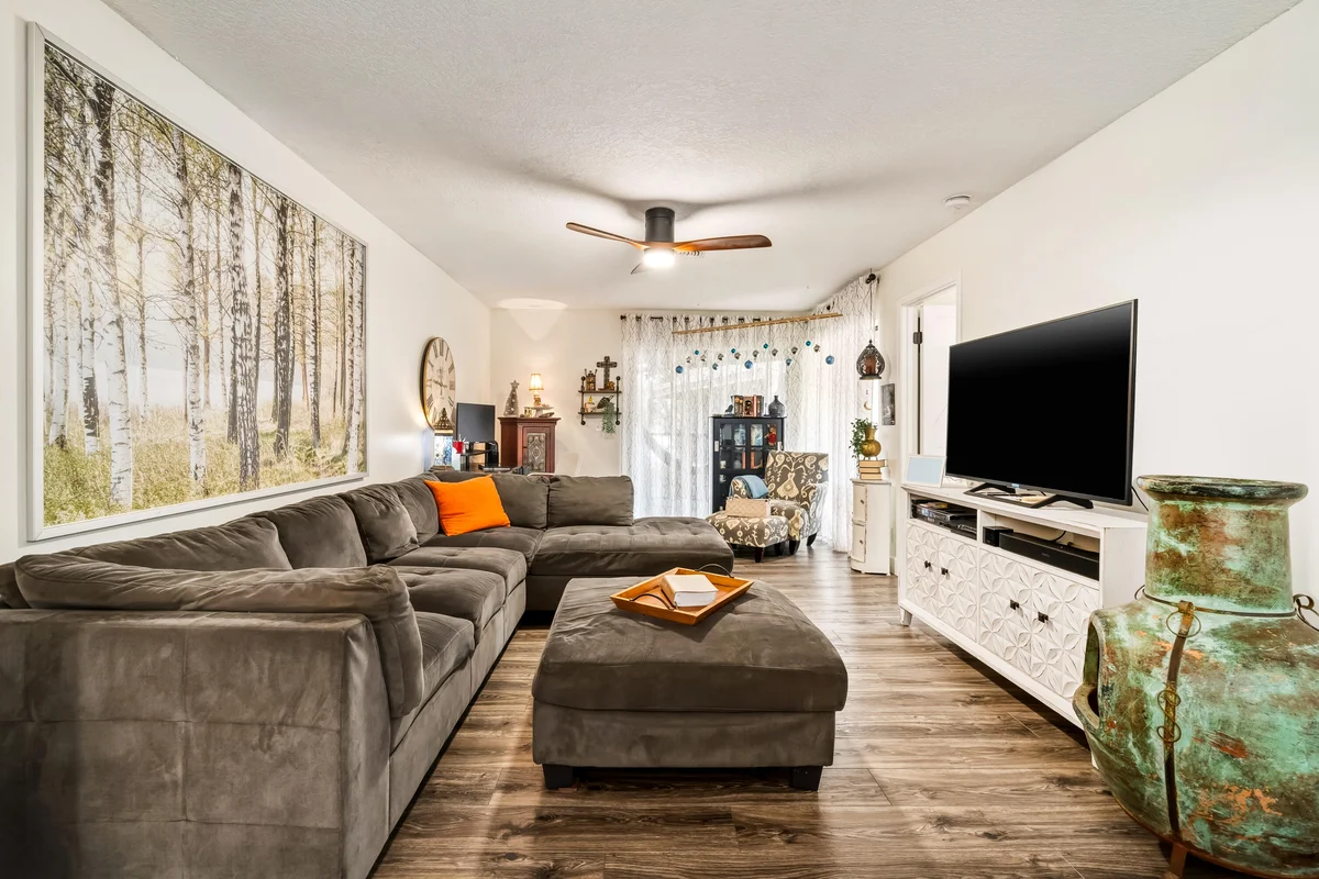 9511 NW 2nd Pl, Coral Springs: photo 1 of 38