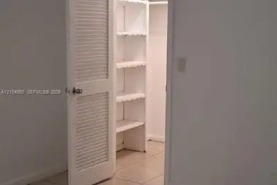2332 Fillmore St #C, Hollywood: photo 1 of 13