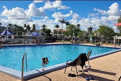 851 Three Islands Blvd #106, Hallandale Beach: photo 1 of 6