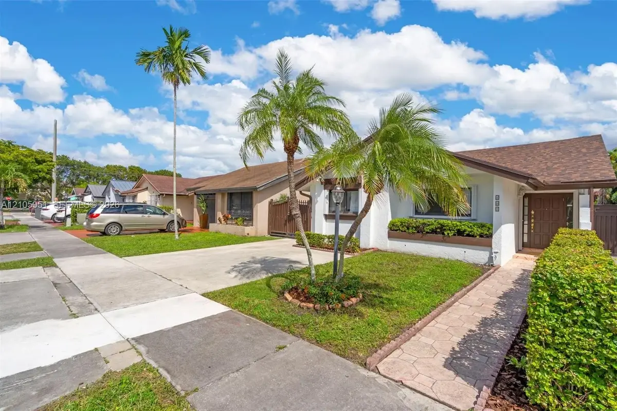 461 SW 89th Ct, Miami: photo 1 of 1