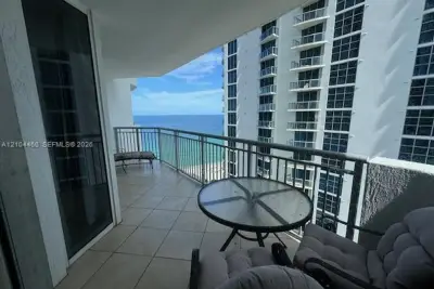 17375 Collins Ave #1505, Sunny Isles Beach: photo 1 of 29