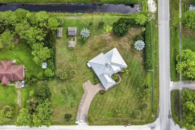 17496 72nd Rd N, Loxahatchee: photo 1 of 72