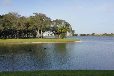 2361 NW 33rd St #604, Oakland Park: photo 1 of 17