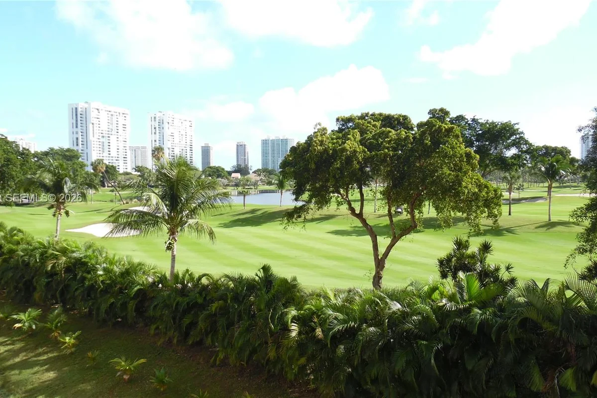 20379 W Country Club Dr #132, Aventura: photo 1 of 34