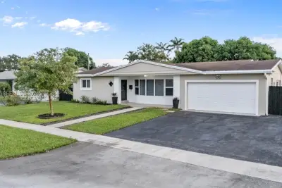 5250 SW 4th Ct, Plantation: photo 1 of 53