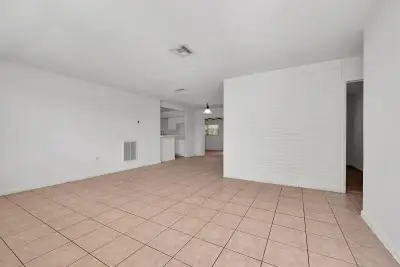 6481 Pierce St, Hollywood: photo 1 of 34