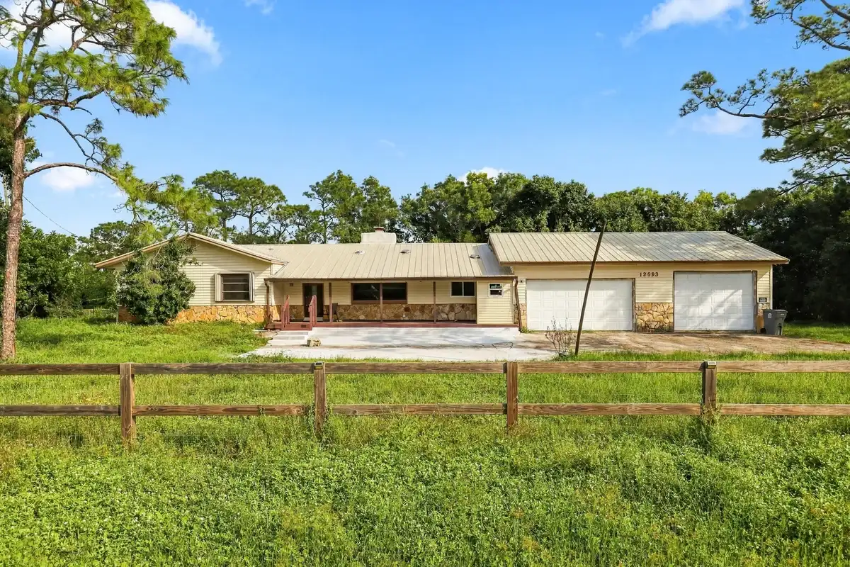 12693 Persimmon Blvd, West Palm Beach: photo 1 of 44