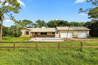 12693 Persimmon Blvd, West Palm Beach: photo 1 of 44