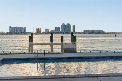 1101 S Shore Dr #1, Miami Beach: photo 1 of 54