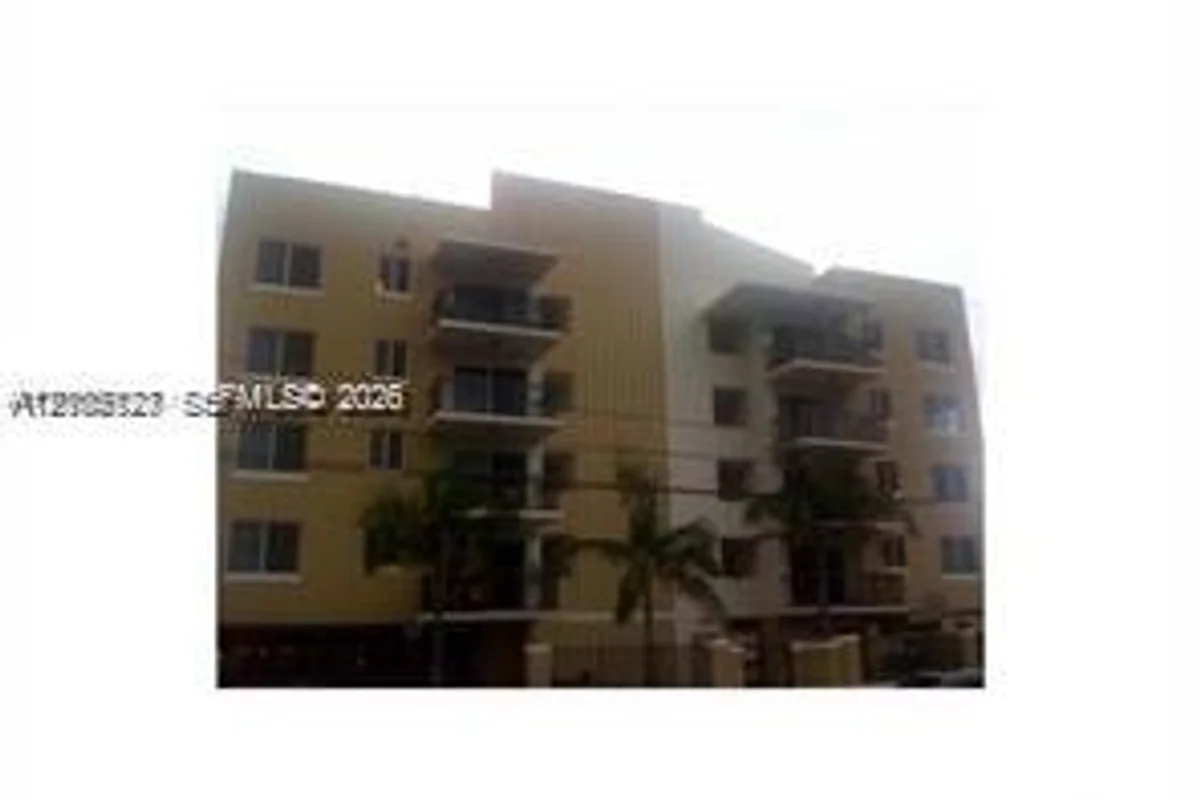2647 NW 25th Ave #511, Miami: photo 1 of 8