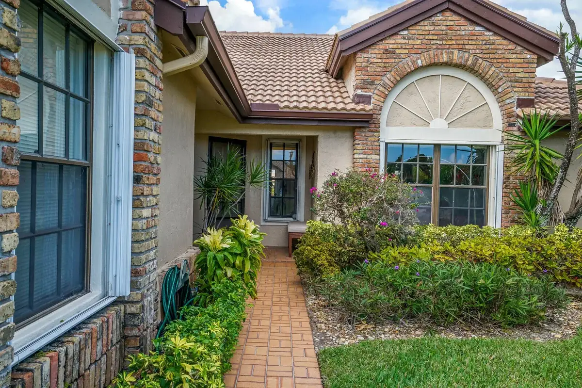7235 Sweetbay Ct, Boynton Beach: photo 1 of 62
