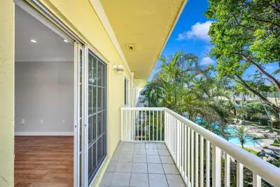 151 NE 16th Ave #369, Fort Lauderdale: photo 1 of 38