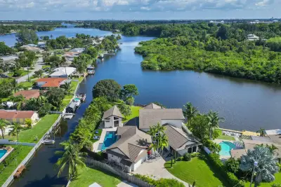 6787 Bayshore Dr, Lake Worth: photo 1 of 76