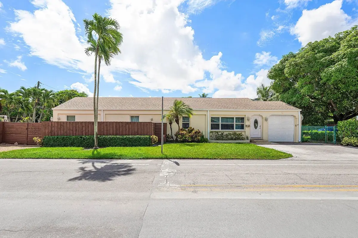 800 NE 6th St #1, Fort Lauderdale: photo 1 of 41