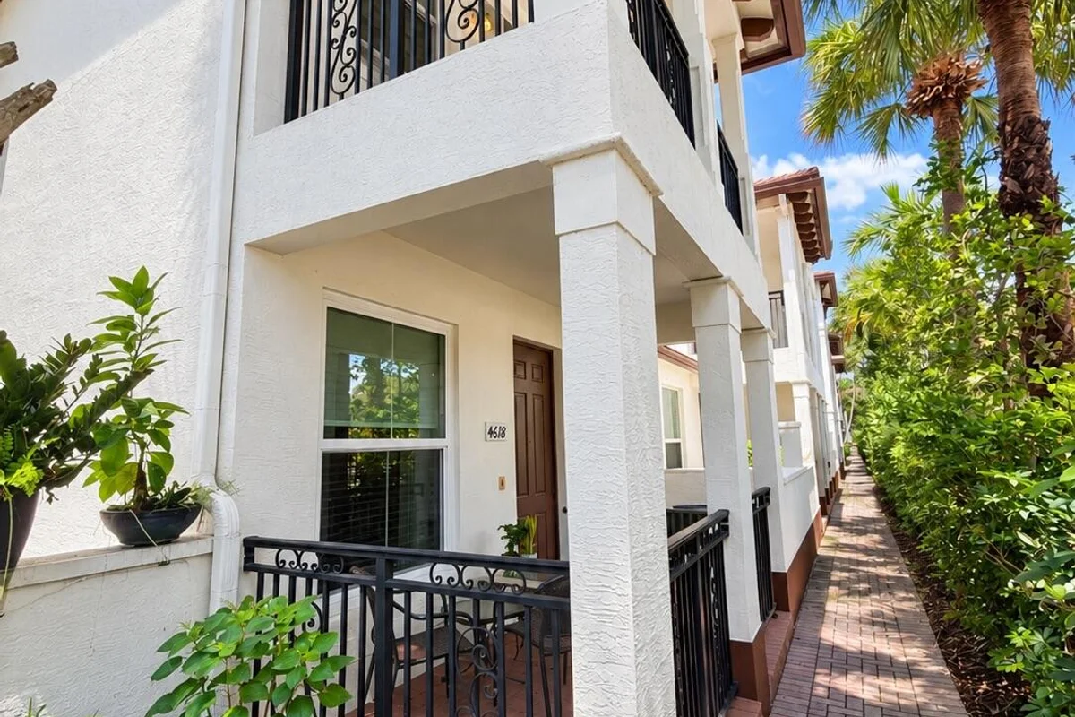 4618 Monarch Way, Coconut Creek: photo 1 of 19