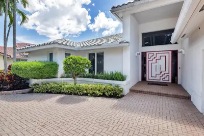 12 Sutton Dr, Boynton Beach: photo 1 of 59